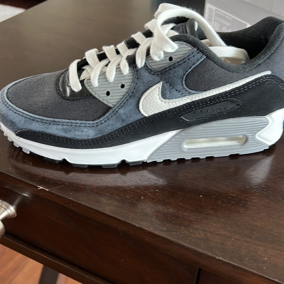Nike Air Max 90 PRM size men’s 6.5, color off noir/summit white-black - Picture 8 of 12